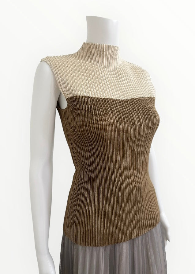 BICOLOR SLEEVELESS TOP