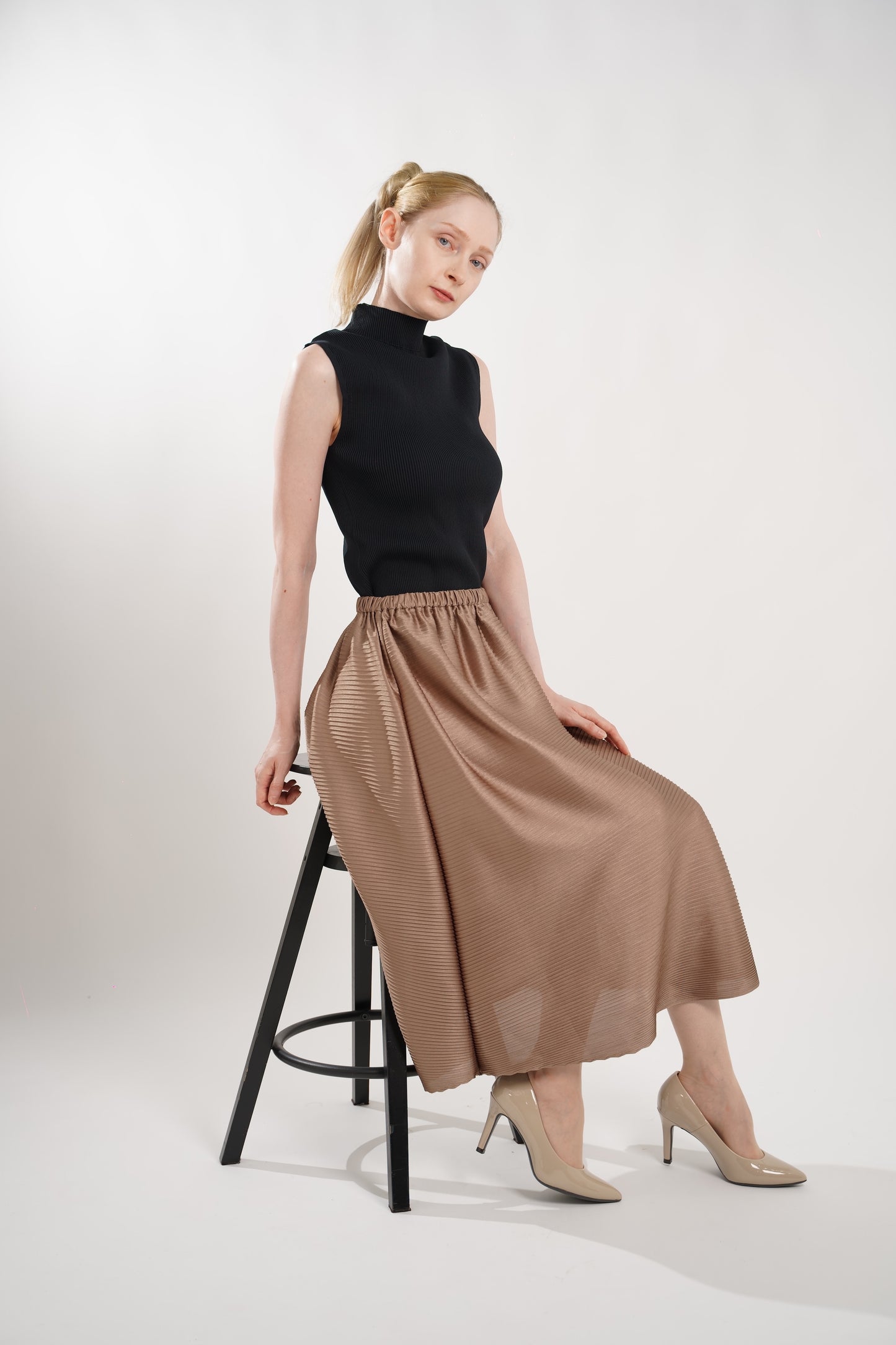 FLUFFY SKIRT