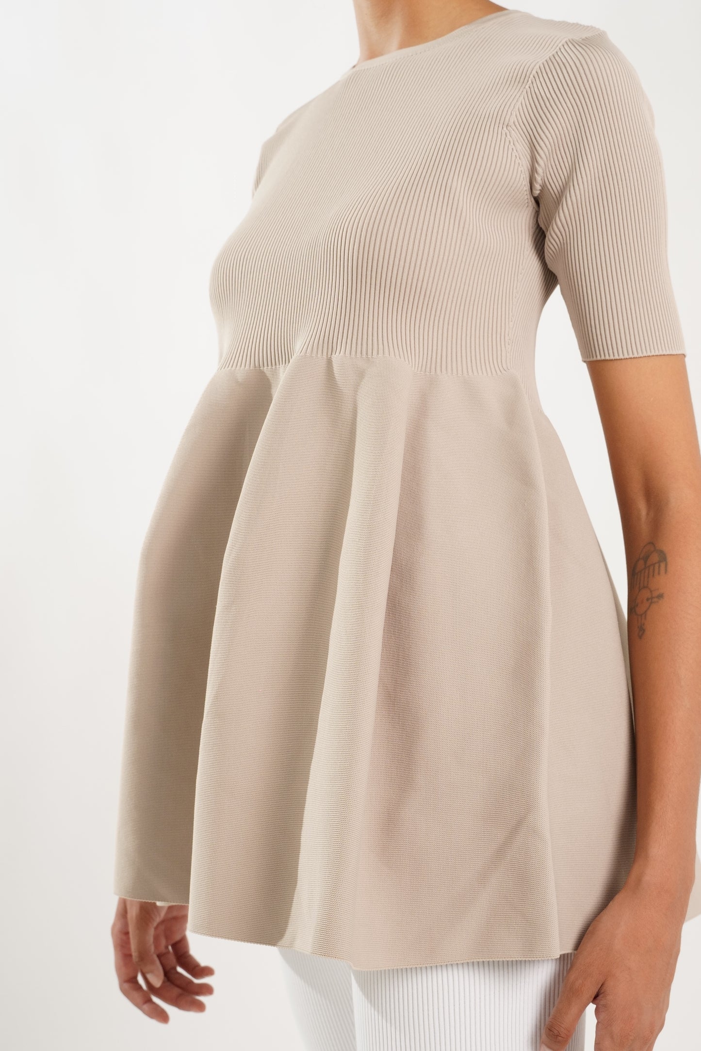ROSEFLARE TOP