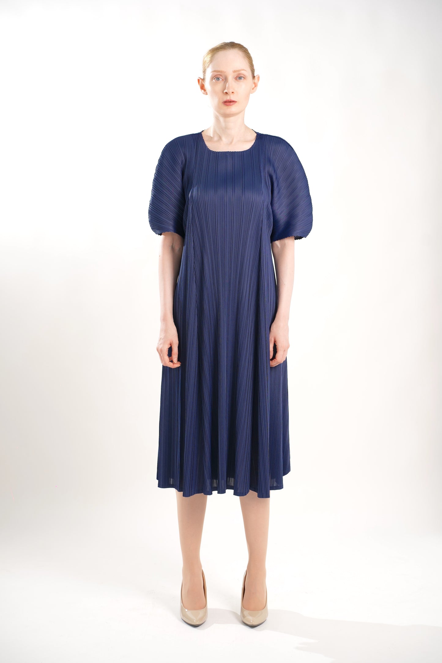 DOLMAN SLEEVE DRESS