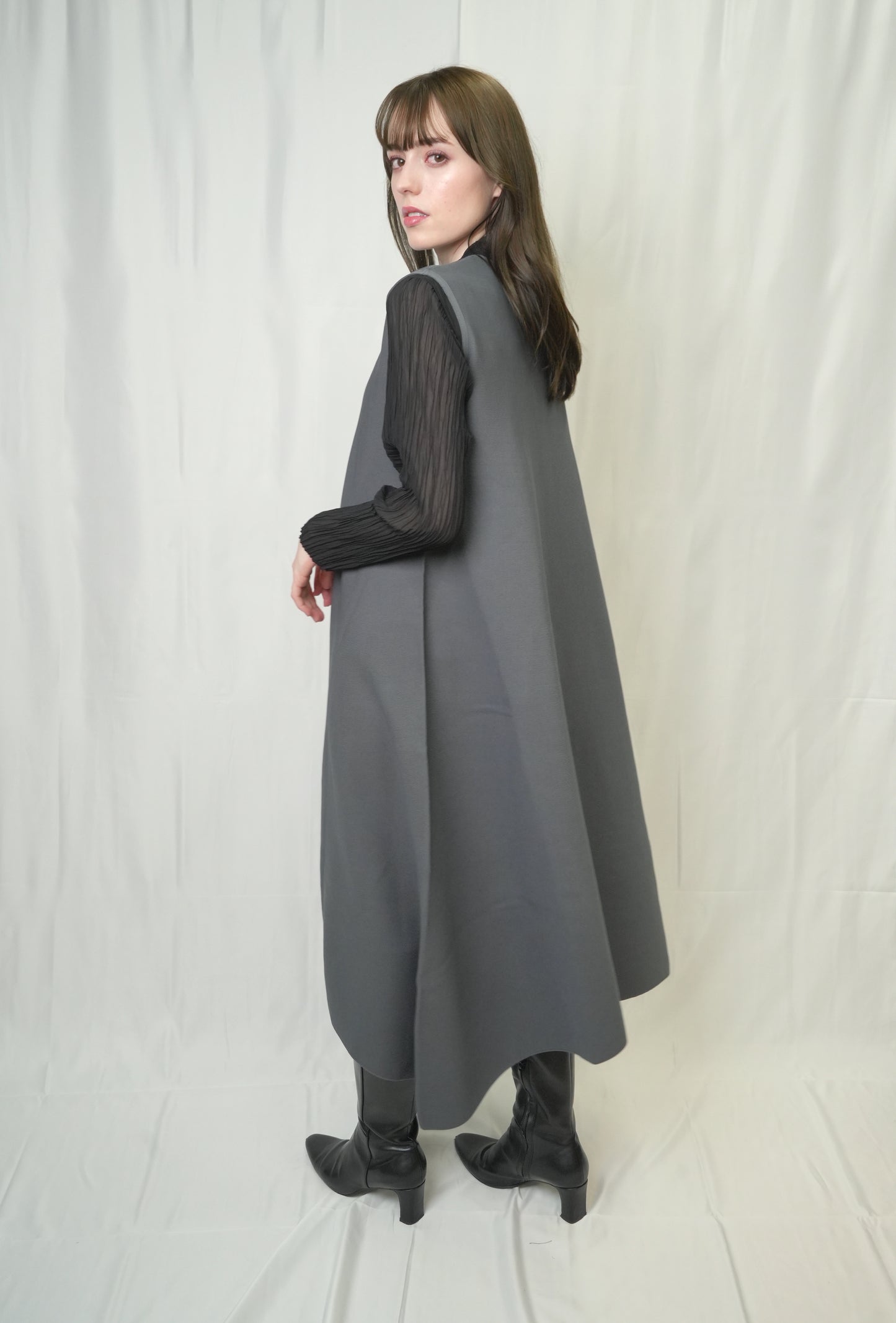 ROSEFLARE SLEEVELESS KNIT DRESS