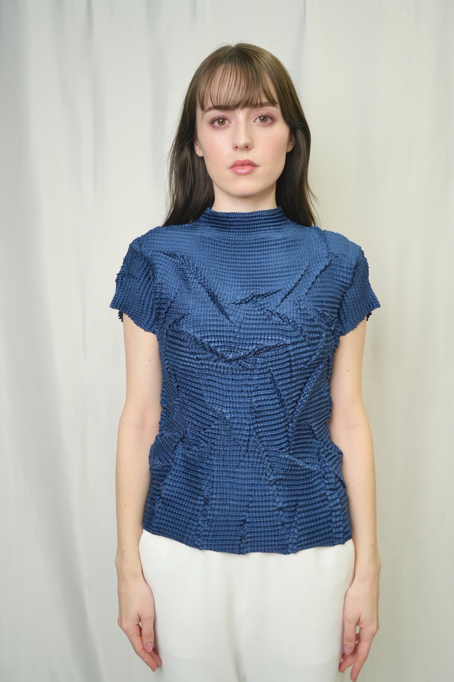 CRISTAL FRENCH TOP APRIL